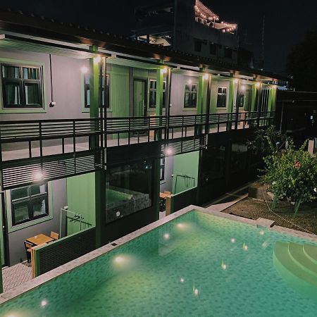 Chiangmai Moli Inn (Adults Only) 치앙마이 외부 사진