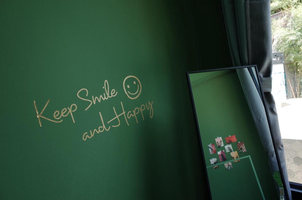 Chiangmai Moli Inn (Adults Only) 치앙마이 외부 사진