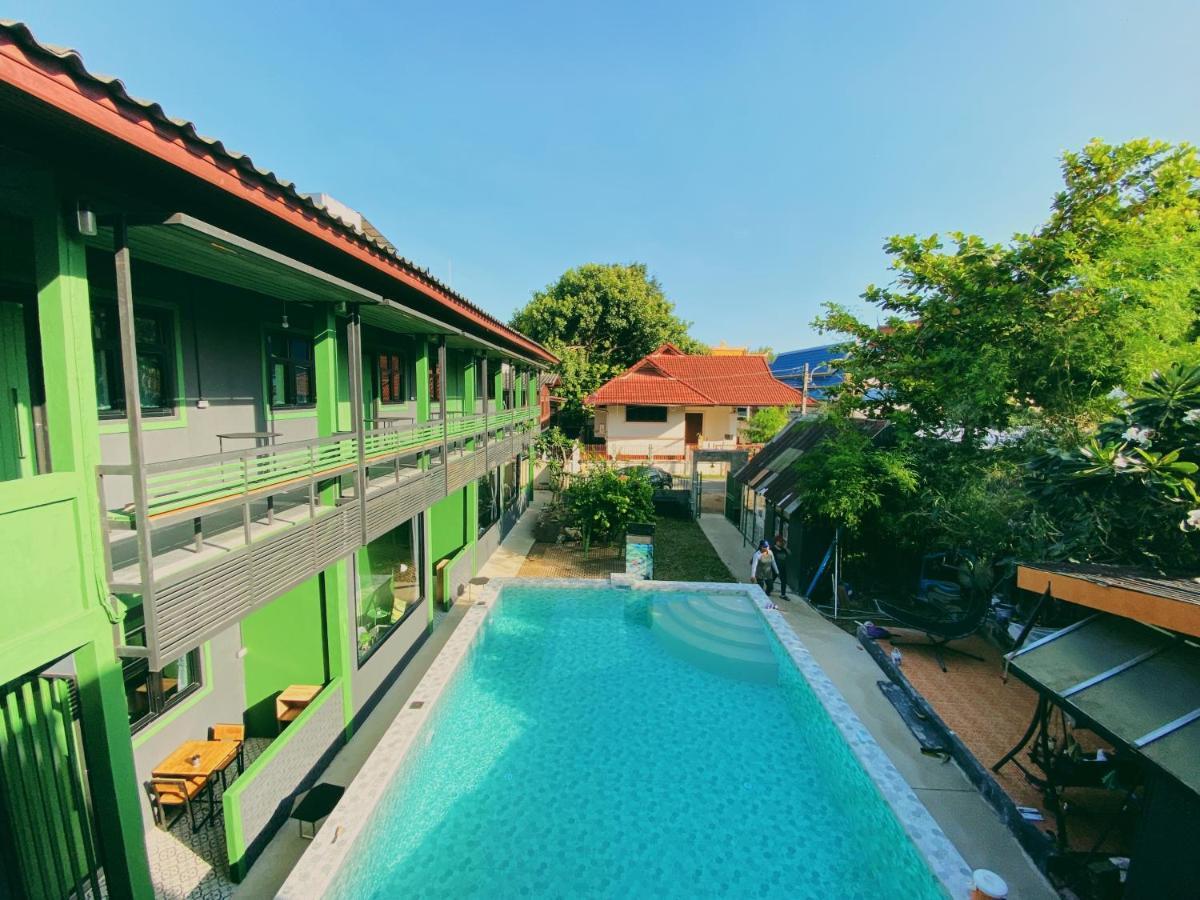 Chiangmai Moli Inn (Adults Only) 치앙마이 외부 사진