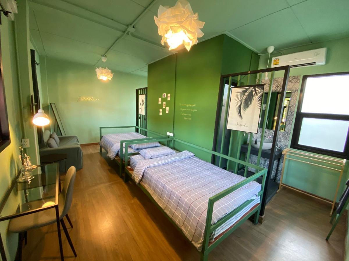 Chiangmai Moli Inn (Adults Only) 치앙마이 외부 사진