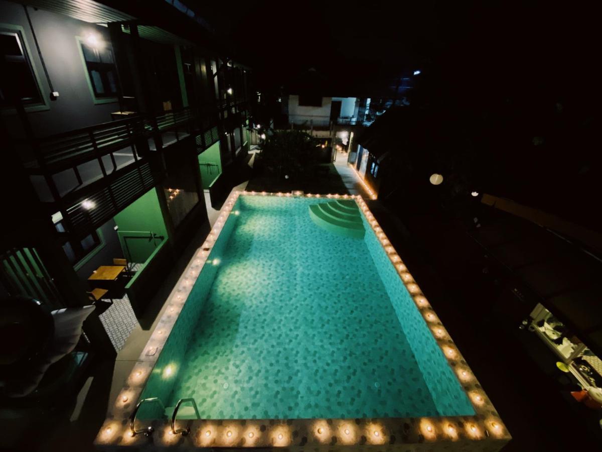 Chiangmai Moli Inn (Adults Only) 치앙마이 외부 사진