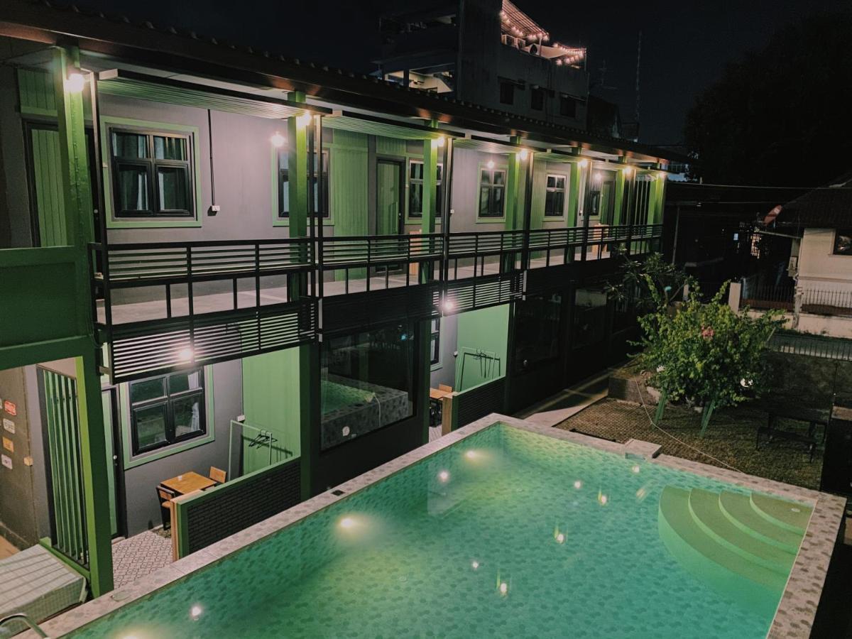 Chiangmai Moli Inn (Adults Only) 치앙마이 외부 사진