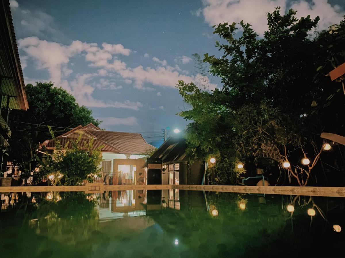 Chiangmai Moli Inn (Adults Only) 치앙마이 외부 사진