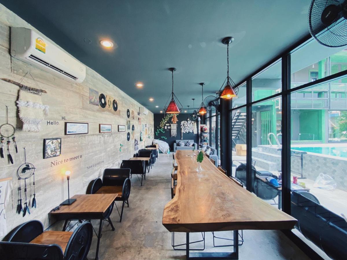 Chiangmai Moli Inn (Adults Only) 치앙마이 외부 사진